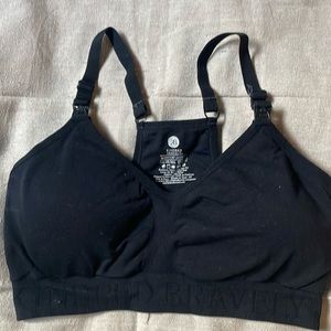 Kindred Bravely hands free pumping sports bra